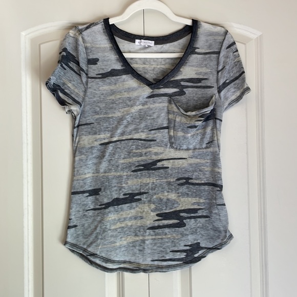 Socialite Camo Pocket Tee - Picture 3 of 3